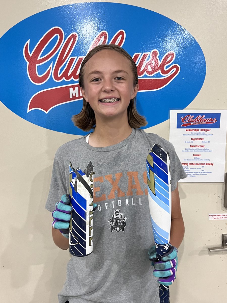 EmmaKerr2030's tweet image. 🥎🔥🥎Broke my first bat today! This was the BEST machine bat. It lasted a long time! #LXT 🥎🔥🥎 @sluggernation @ExtraInningSB @LegacyLegendsS1 @Rob_Coffel @YAthletesF @OliviaHPaz1997 @PaigeShannonIPF @OutsideTheGames @LineDsoftball @softball_dugout @gatorjack72 @tagupSoftball