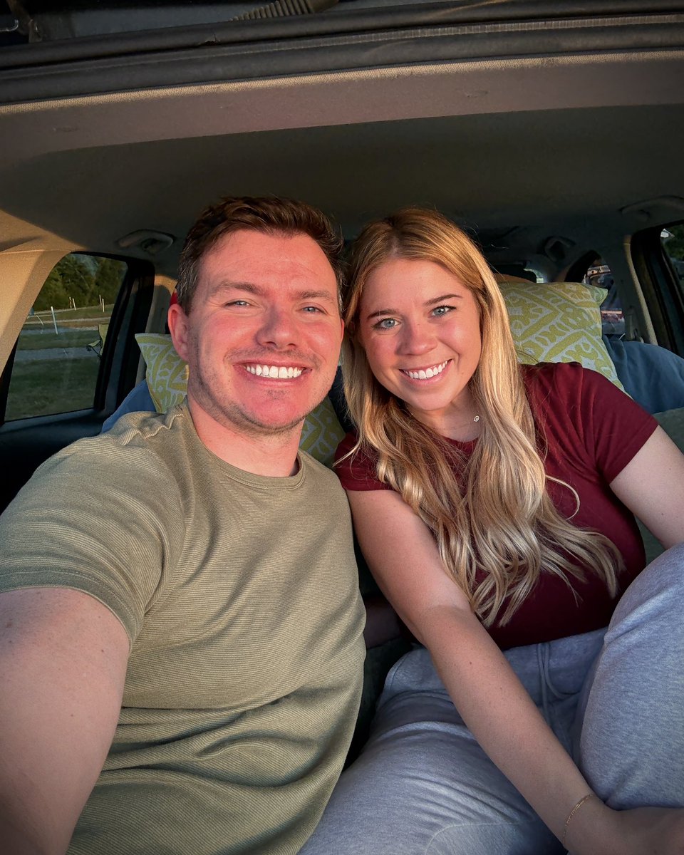 theFLICKpick's tweet image. Went to the drive-in theater for the first time since I was a kid. Watched a double feature— #Superman and F1. The whole atmosphere just makes movies feel more magical. 🍿