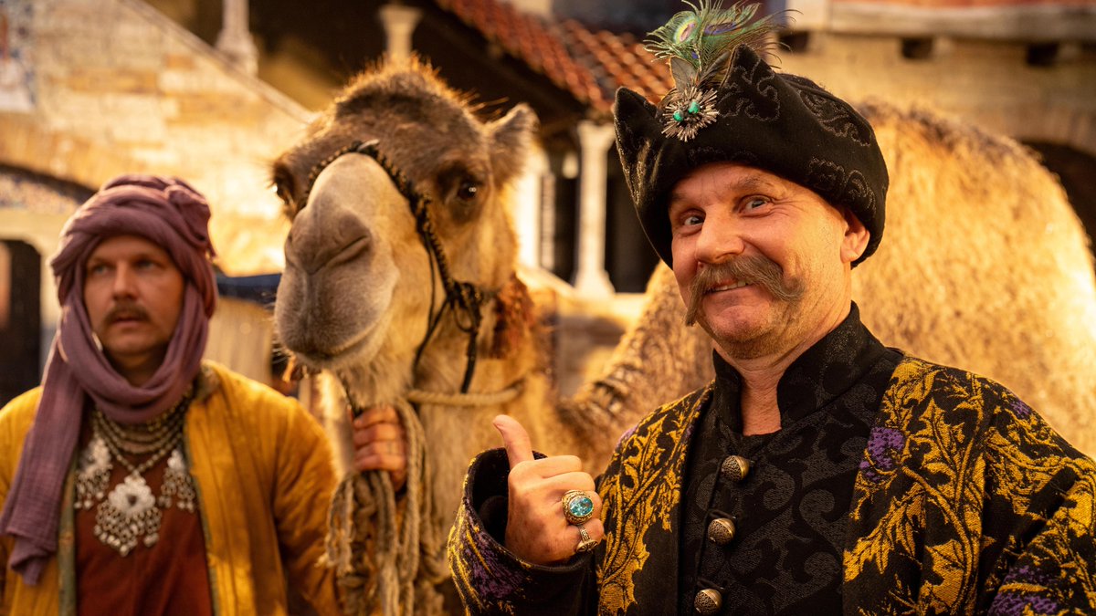 NetflixPL's tweet image. Chwila odpoczynku od niepracowania i do domu! Drugi sezon „1670” wraca 17 września.
