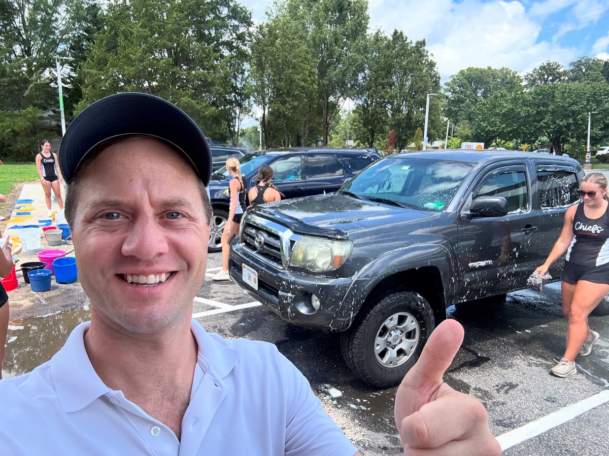 earley4delegate's tweet image. Stop by the Shell at Lucks & Courthouse to support the Monacan High Cheer Team — car wash & donations!
