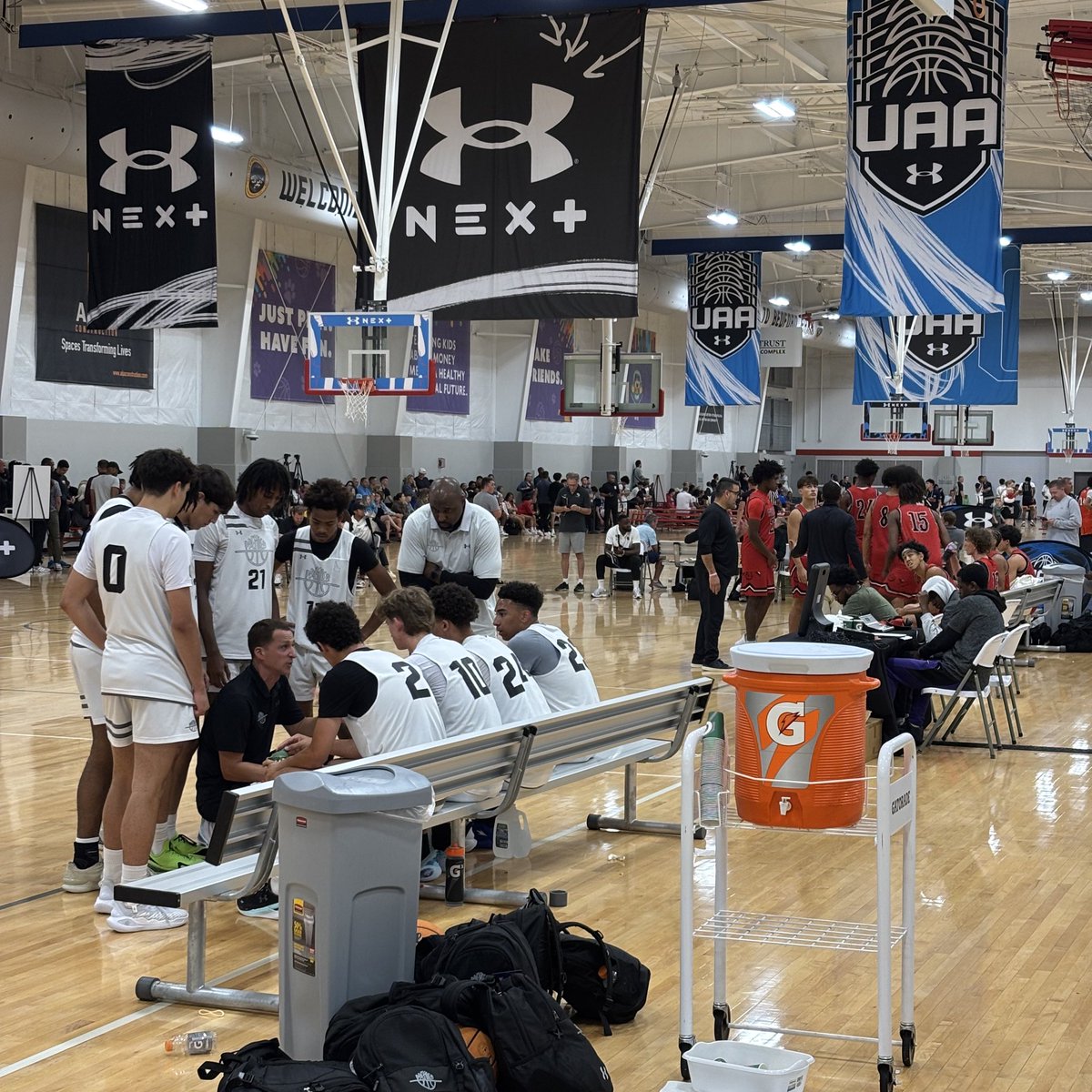 ScoutNSuit's tweet image. Getting to watch some of the top @RiseCircuit teams in Chicago today!