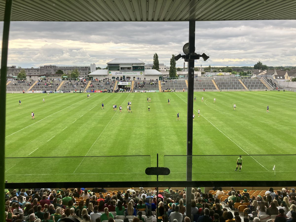 .<a href="/LadiesFootball/">Ladies Football</a> Semi Finals day at the home of <a href="/Offaly_GAA/">Official Offaly GAA</a> and the second semi final is between <a href="/dublinladiesg/">DublinLGFA</a> &amp; <a href="/GalwayLgfa/">Galway LGFA</a> with <a href="/meathladiesMLGF/">Meath LGFA</a> in the final. <a href="/NKindlon/">Niamh Kindlon</a> joins me for 📻🎙️commentary on <a href="/SatSportRTE/">Saturday Sport</a> on <a href="/RTERadio1/">RTÉ Radio 1</a> from 7:30pm. <a href="/RTEgaa/">RTÉ GAA</a> <a href="/TheSundayGame/">The Sunday Game</a> <a href="/RTEsport/">RTÉ Sport</a>