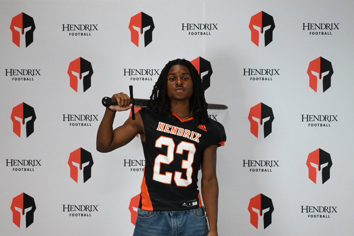 JosiahT2026's tweet image. After a great Official Visit I am blessed to receive a offer from @HendrixFootball!
@RussHeidiSLC
@CoachSchultz_DC
@4_Strong
@PCHSfriscoFB