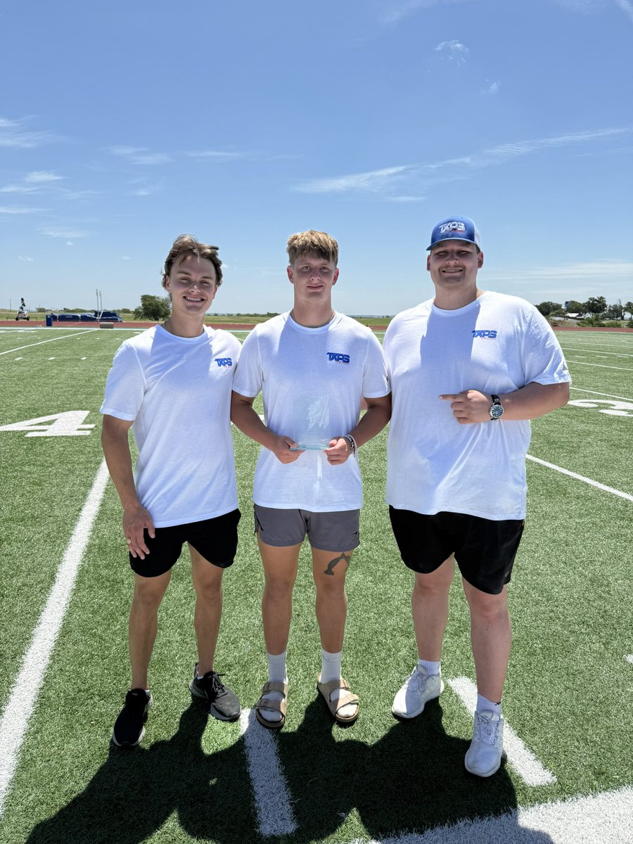 Thank you <a href="/TXPSMedia/">Texas Private School Media</a> for the invite and retreat today! Blessed to receive Linebacker MVP today! <a href="/DonnieBaggs_/">#HCville</a> <a href="/seancooper_C4/">Sean Cooper</a> <a href="/TCWarriors/">TomballChristianWarriors</a> <a href="/SkeetAlderson/">Coach Alderson</a>