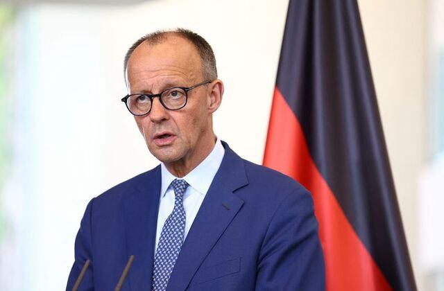 narrativeflow_'s tweet photo. Ejemplo de nazi hijo de mil putas: 

Merz explica por qué no se imponen sanciones a Israel por sus agresiones militares. 
El canciller de Alemania apuntó a una diferencia «fundamental» entre Rusia e Israel: https://t.co/wx4sy2rR2s