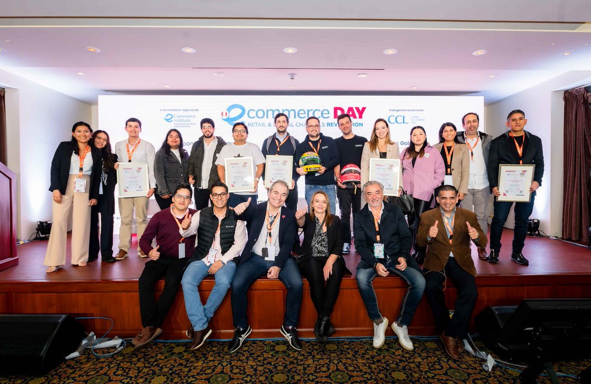 🚨 ¡Se anunciaron los finalistas del #eCommerce Award #Perú 2025!

En el marco del #eCommerceDay Perú, se dieron a conocer las empresas que impulsan el ecosistema digital del país.

Descúbrelas aquí 👉 ecommerceday.pe/2025/se-conoci…

#eDayPE #Award #Perú2025