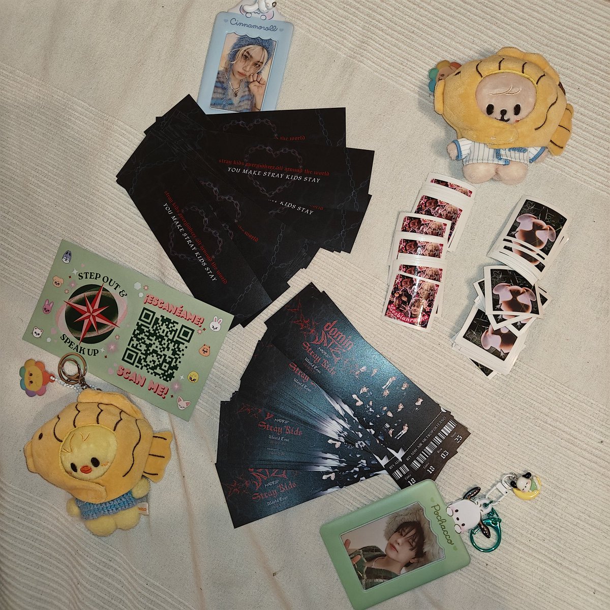 FREEBIES FOR DOMINATE MADRID ARE READY!!! 
feel free to approach me if you see me around🥰🥰
and don't forget to check <a href="/stepout_speakup/">STEP OUT & SPEAK UP</a>!!  They've set up a founraiser for save the children during the dominate tour!