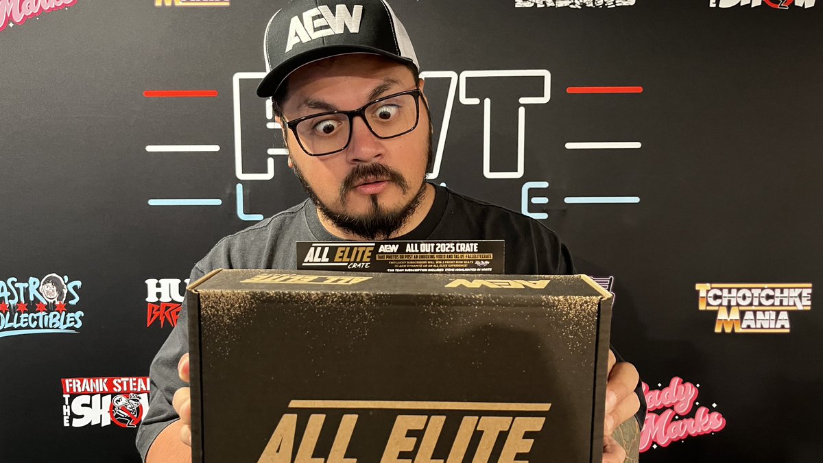 PWTees's tweet image. Need to kill some time before @AEW Collision tonight? Check out the official un-boxing video for the ALL OUT 2025 All Elite Crate. Sign-ups for the next crate are available now 🔗 Links Below
🎥: pwtees.co/4lClNvf
📦: allelitecrate.com