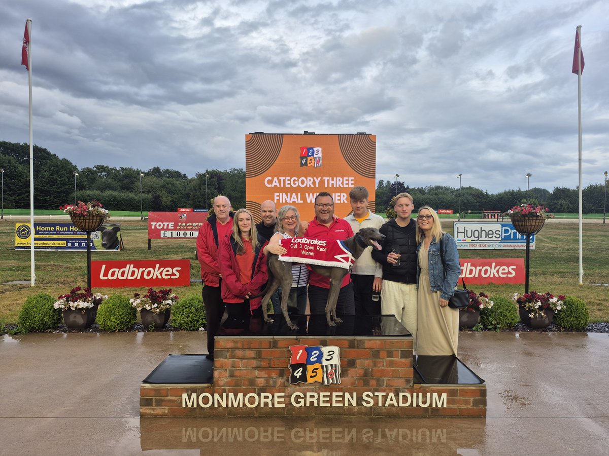 Monmore Racing Office tweet media