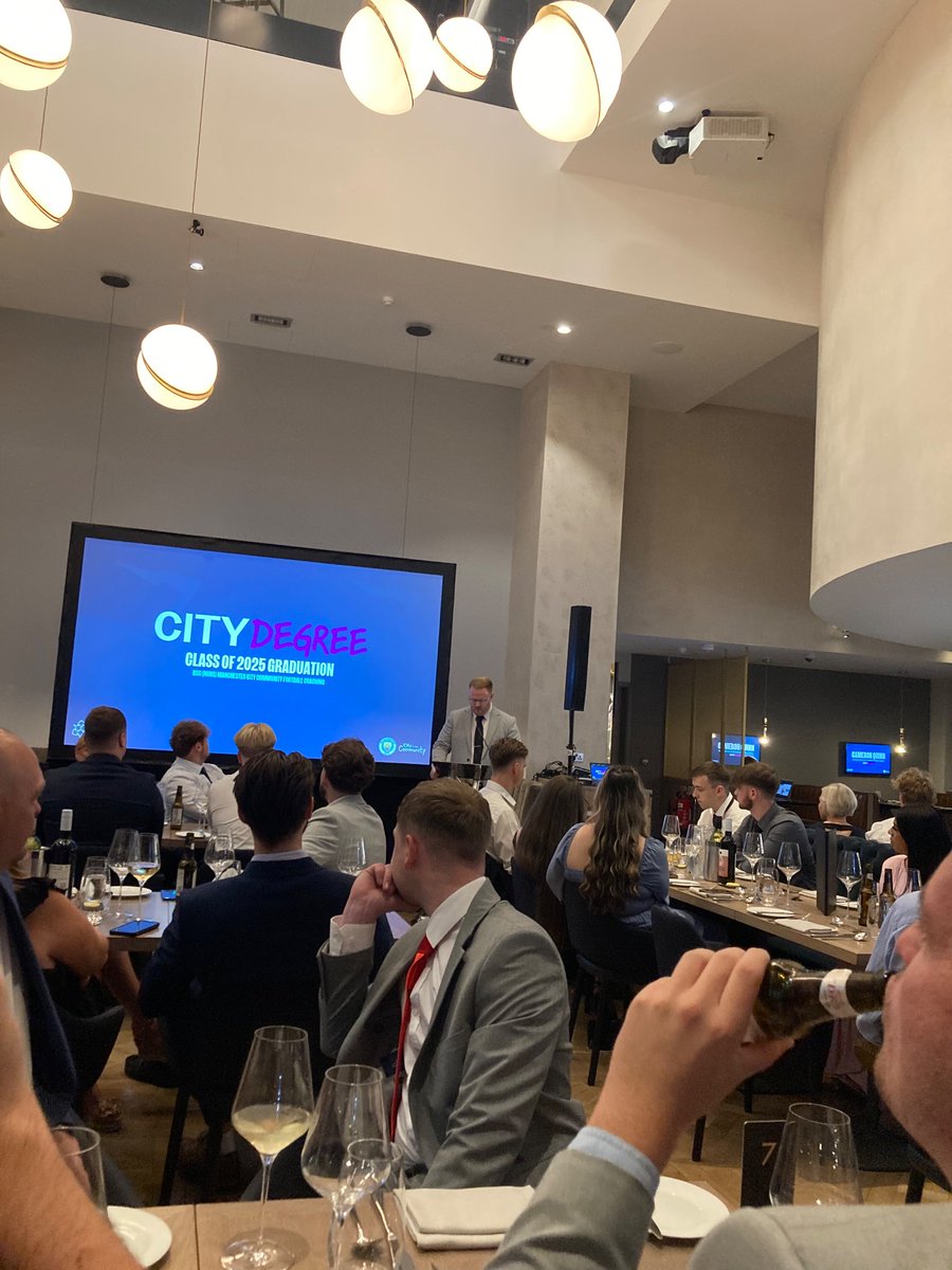 SportDevDebate's tweet image. Proud night with lots of family and tutors in attendance for @ManCity Football in the Community degree.