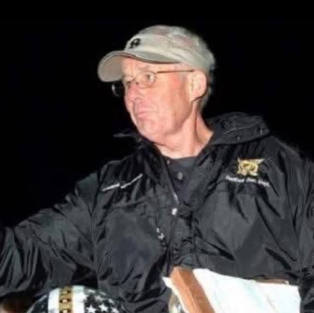 CoachDeHart1's tweet image. Obituary for Norman Grayden Lineburg.
mullinsfuneralhome.com/obituary/norma…