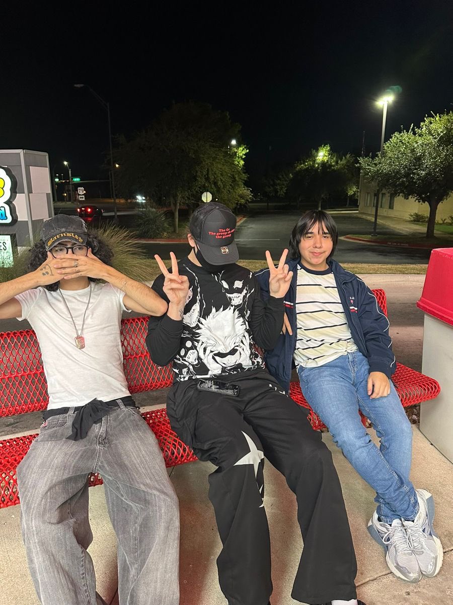 DailyTGCPodcast's tweet image. Pose!!