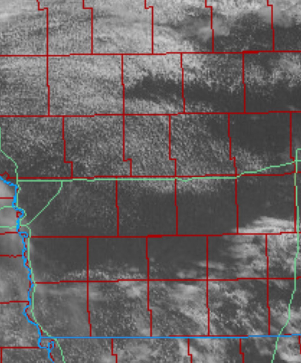 ChicagoMWeather's tweet image. Western Iowa along the I-80 corridor may experience severe weather later if any supercells develop on this boundary. I will be live this evening! #IAwx
