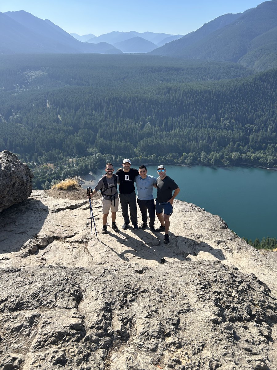 investing_law's tweet image. TIL is a remote firm, but we take in-person team bonding seriously.
We've now had firm retreats in Mexico City, Nashville, and Seattle.
Next up, Cabo.