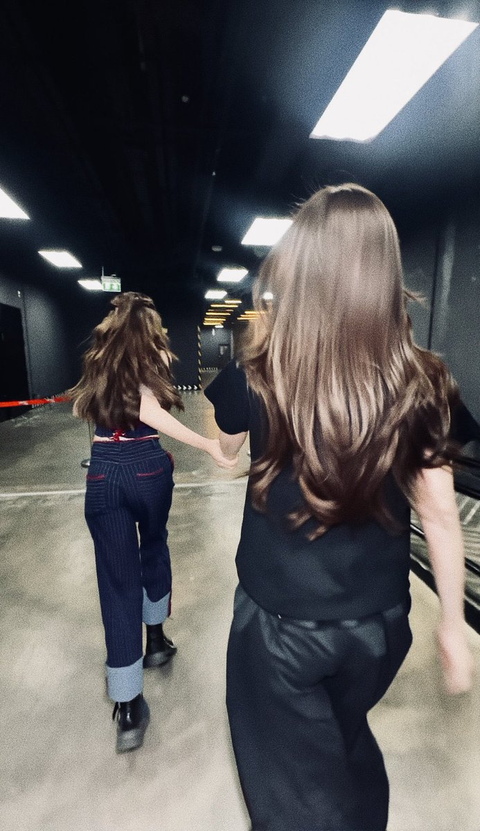 Bbunboo's tweet photo. ผลงานของพี่เต๋าถ่ายยังไงให้ฟิลแฟนคะ https://t.co/byb8pu7rHr
