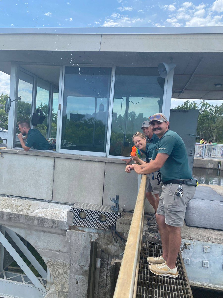 TrentSevernNHS's tweet photo. Lock & Paddle would not be possible without the tremendous work of our awesome lock staff! 🥰
If you see someone in a @ParksCanada uniform, give them a big thank you. 🙏 #LockAndPaddle https://t.co/rpGbCJfvDn