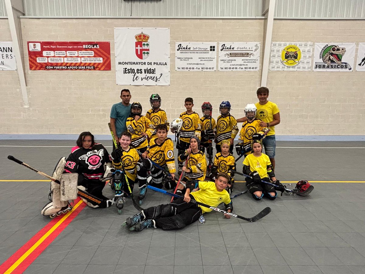 Rolling Lemons Valladolid (@rolling_lemons) on Twitter photo Benjamines en el Torneo <a href="/ayto_monte/">Ayuntamiento de Montemayor de Pililla</a> 🏒😎
2⃣ de 2⃣, diversión y merecidas vacaciones 🏖️
#rollinglemons #deportevalladolid #hockeylinea Benjamines en el Torneo <a href="/ayto_monte/">Ayuntamiento de Montemayor de Pililla</a> 🏒😎
2⃣ de 2⃣, diversión y merecidas vacaciones 🏖️
#rollinglemons #deportevalladolid #hockeylinea