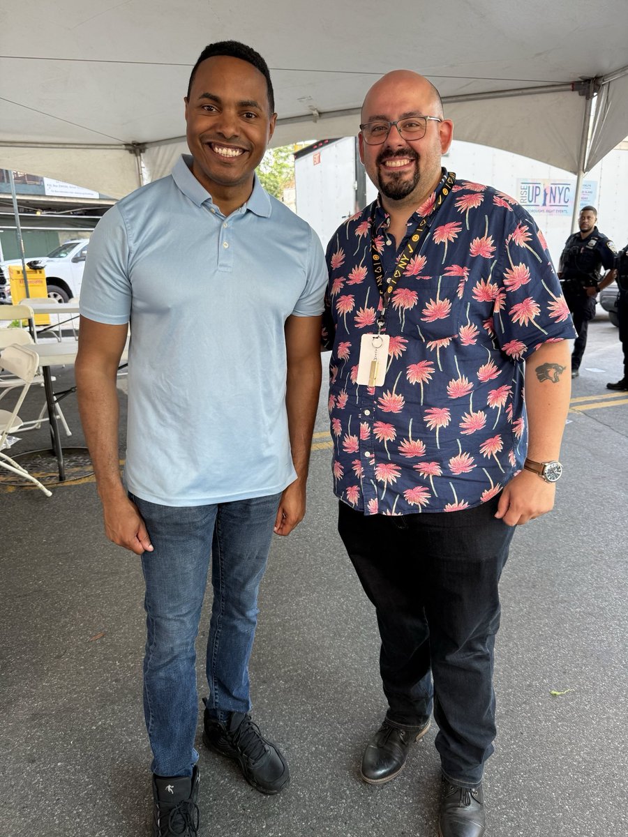 RitchieTorres's tweet image. I had a wonderful time speaking at the Third Avenue Street Festival. A number of constituents conveyed gratitude to me me for pressuring the City of New York to crack down on the open-air drug market in the Hub of the South Bronx.