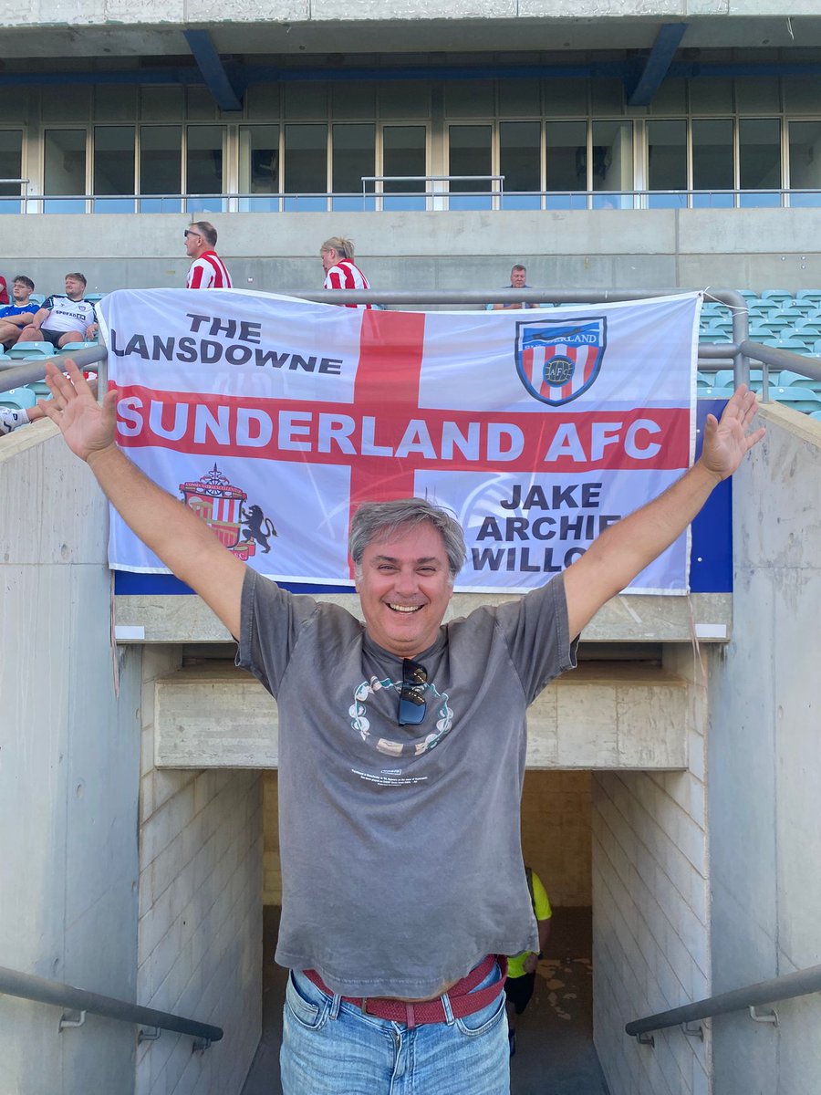 #SUNDERLAND TILL I DIE 
From Huelva ,  birthplace of the dean of Spanish football (RECREATIVO DE HUELVA). #Sunderland