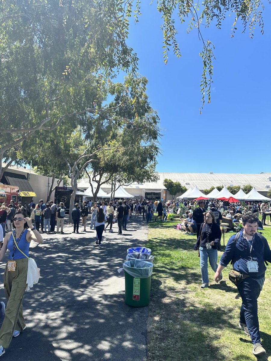 ethanniser's tweet image. Back at @OpenSauceLive this year- which is by far the single event with the highest concentration of LTT merch on the planet