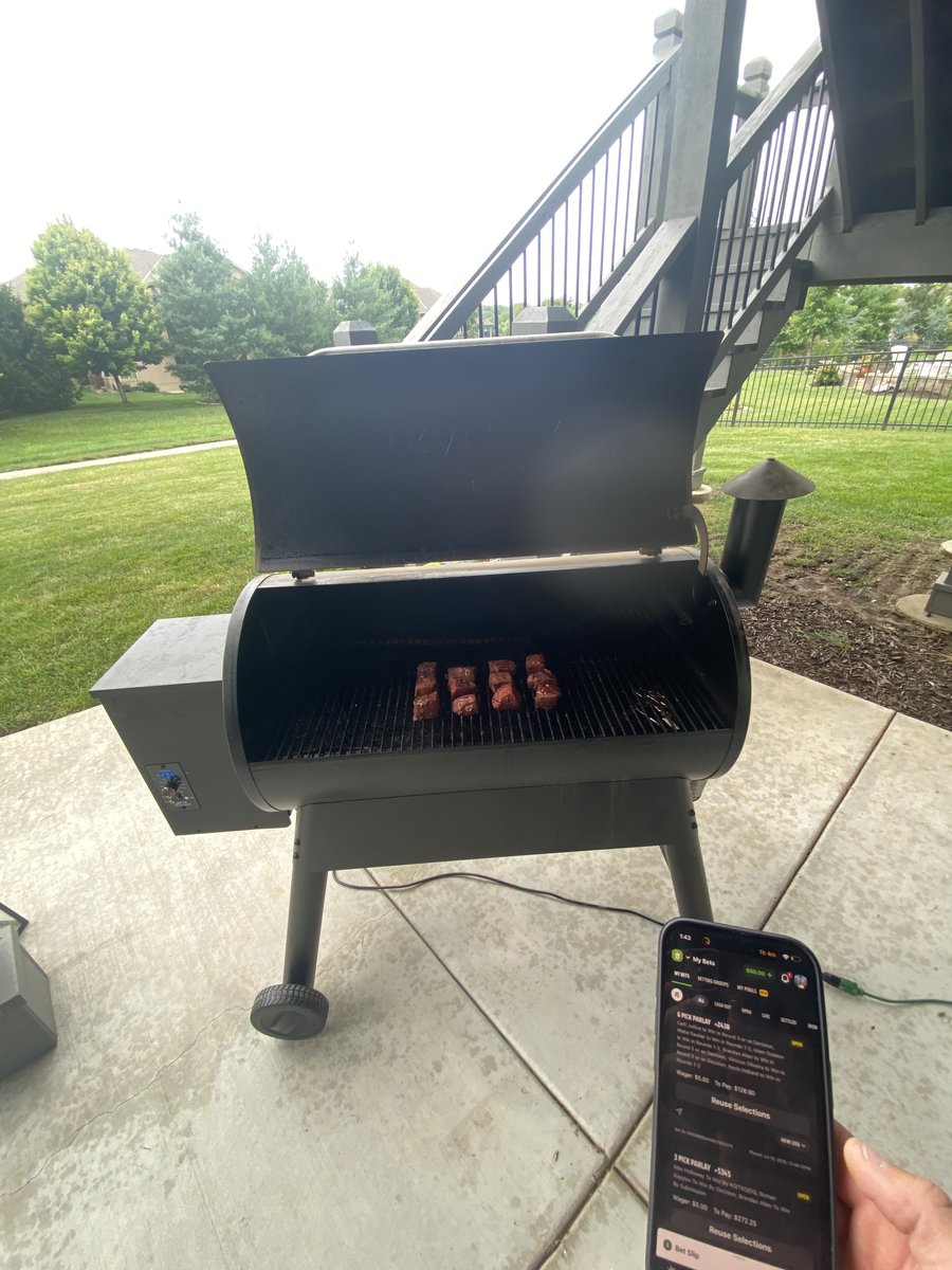 UFC on later tonight, so had to start “Cooking” this Saturday afternoon. #UFC318