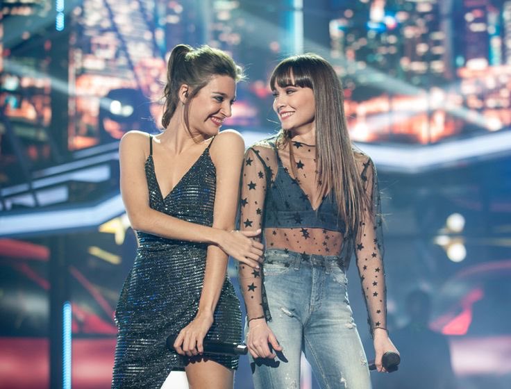 swifthin's tweet image. does it ever drive you crazy? just how fast the night changes #MetamorfosisSeasonBCN