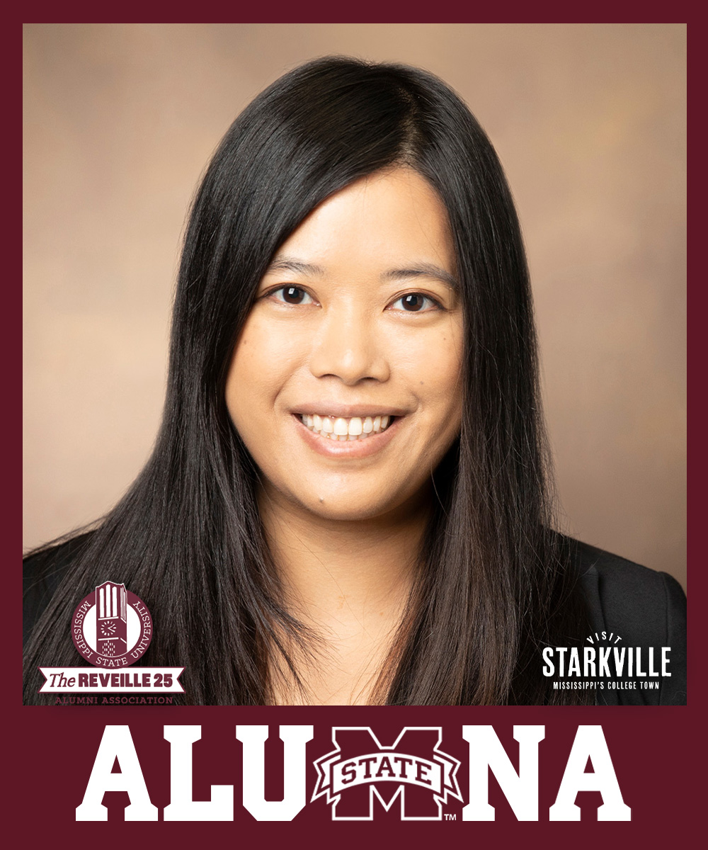 MSStateAlumni's tweet image. 👩💼 Sarah Beth Jones '08
👩🏫 Sarah Morgan '13
👩⚕️ Sharon Yang '10 '15
Click below to learn more about these three outstanding Bulldogs as we look back on our Reveille 25 honorees!
🔗 alumni.msstate.edu/reveille-25-ho…