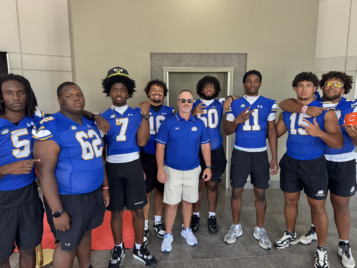 The First Academy Football (@royals__fb) on Twitter photo The Royals are in the house for <a href="/FCSports/">Florida Citrus Sports</a> Varsity Media day! Catch us live on YouTube at 3:12pm!
youtube.com/live/xzW9TVlKjโฆ The Royals are in the house for <a href="/FCSports/">Florida Citrus Sports</a> Varsity Media day! Catch us live on YouTube at 3:12pm!
youtube.com/live/xzW9TVlKjโฆ