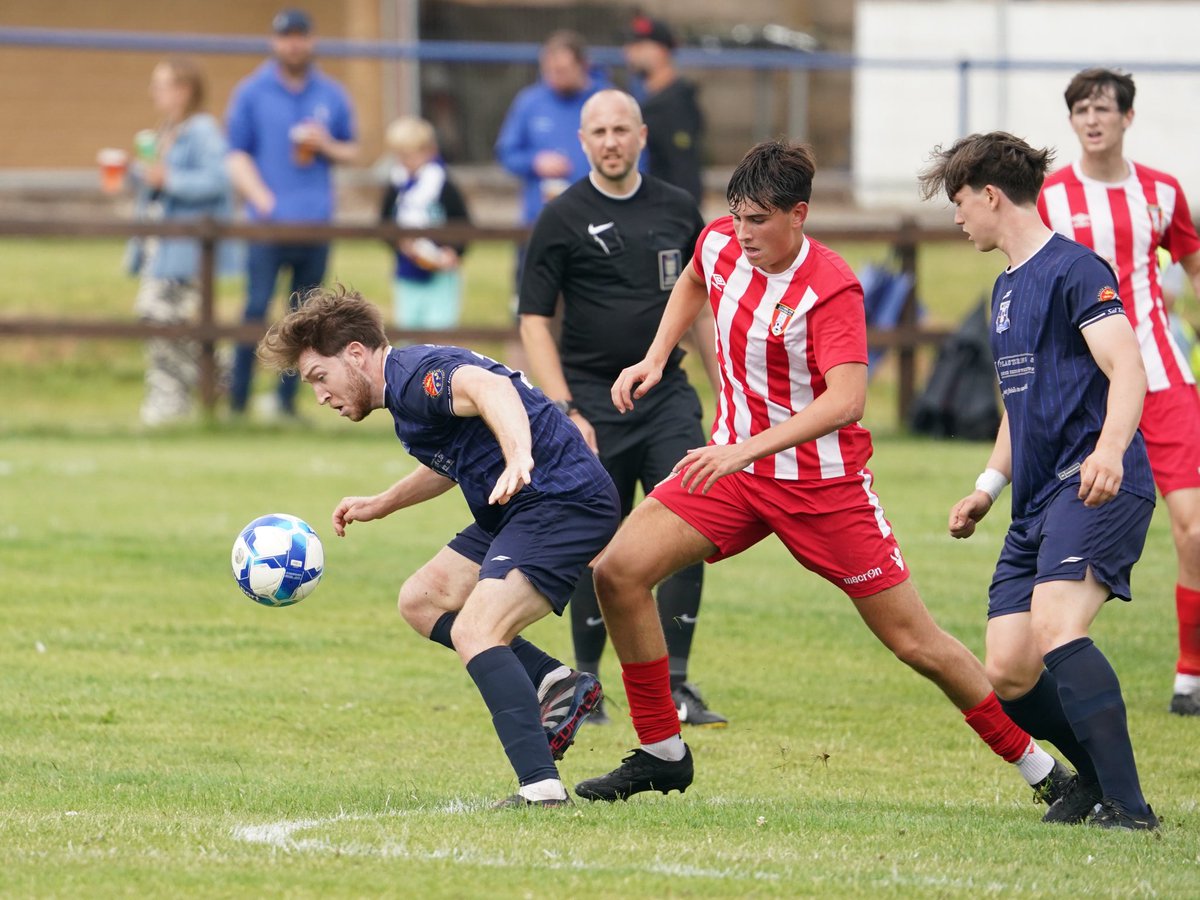 NickGerrard's tweet photo. Couple of sets from @WinsfordUnited v @RemycaUtd 
@nwcfl @MidlandLeague @SFTO_pod @outside_box_14 @OffThePark_ #remy #remyca 2/2 https://t.co/K2YI58HESr
