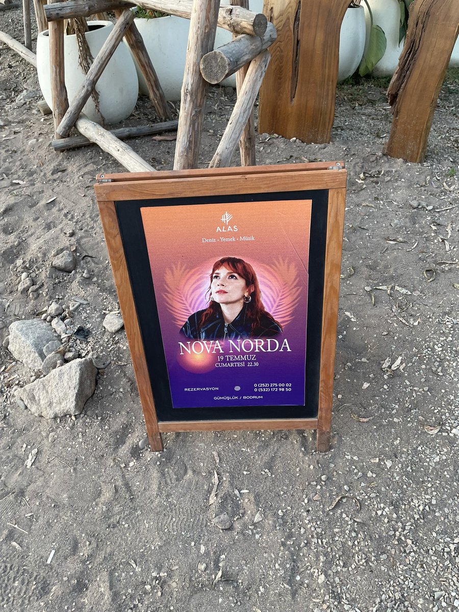 lanadelrum's tweet image. ya GELSENEE SARHOS OLDIM AQQQQ