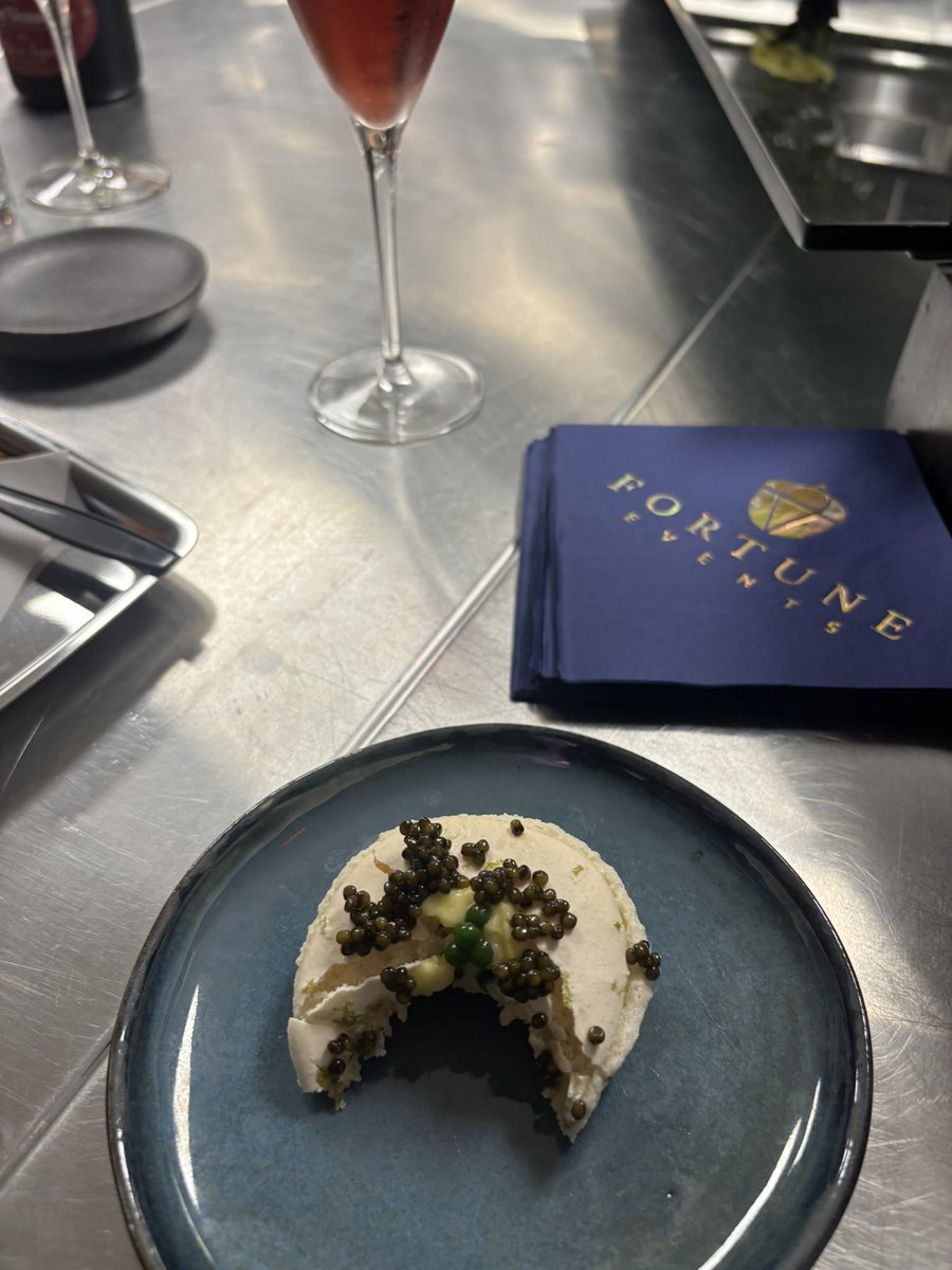 M. Eaux 🌬🇭🇹 tweet media