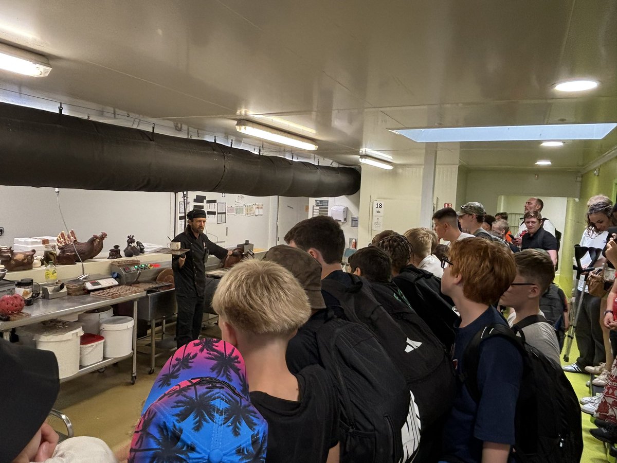 mfl_sbs's tweet photo. The chocolaterie was a hit with the boys! 🍫 #sbsfrance2025 https://t.co/bhmFrwJGh2