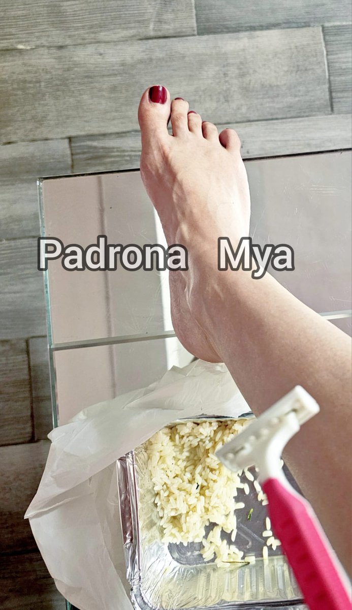 Una bella cenetta a base di avanzi del mio pranzo, peli, unghie dei piedi  e il tutto condito da un po'di pipi'.
Buon appetito schiavo 🖤😎
<a href="/findomitalia/">Findom Italia</a> <a href="/marcotitor/">Female Supremacy</a> <a href="/BDSM_Promo/">BDSM_Femdom</a> #umiliazione #piedi #pissing