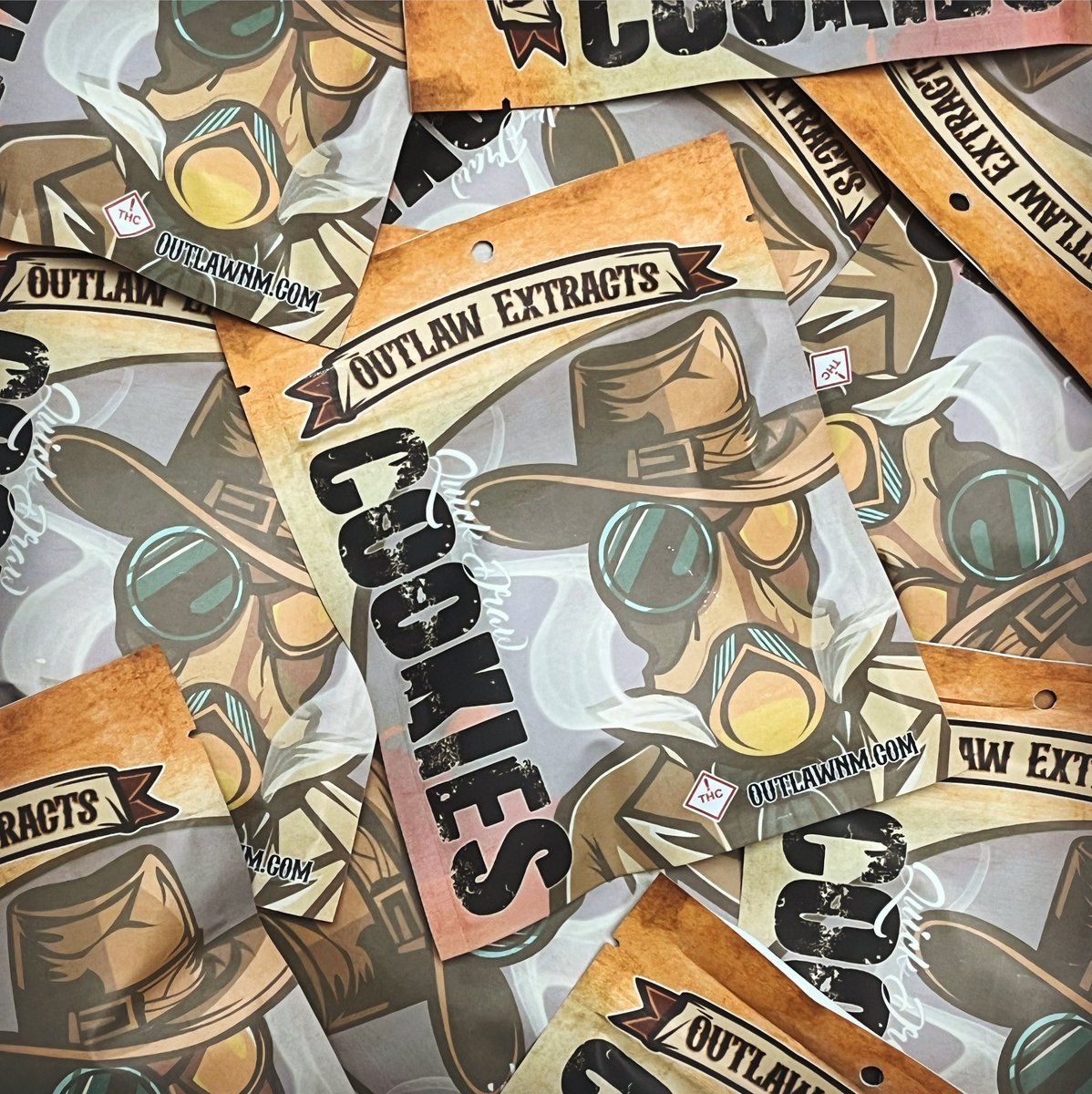 OutlawExtracts's tweet photo. Looking for a tasty (dosed) treat to kick of your Saturday? Quick Draw Cookies are here to help! Find them at your favorite Outlaw carrying dispensary! https://t.co/B2zKPiSYFx