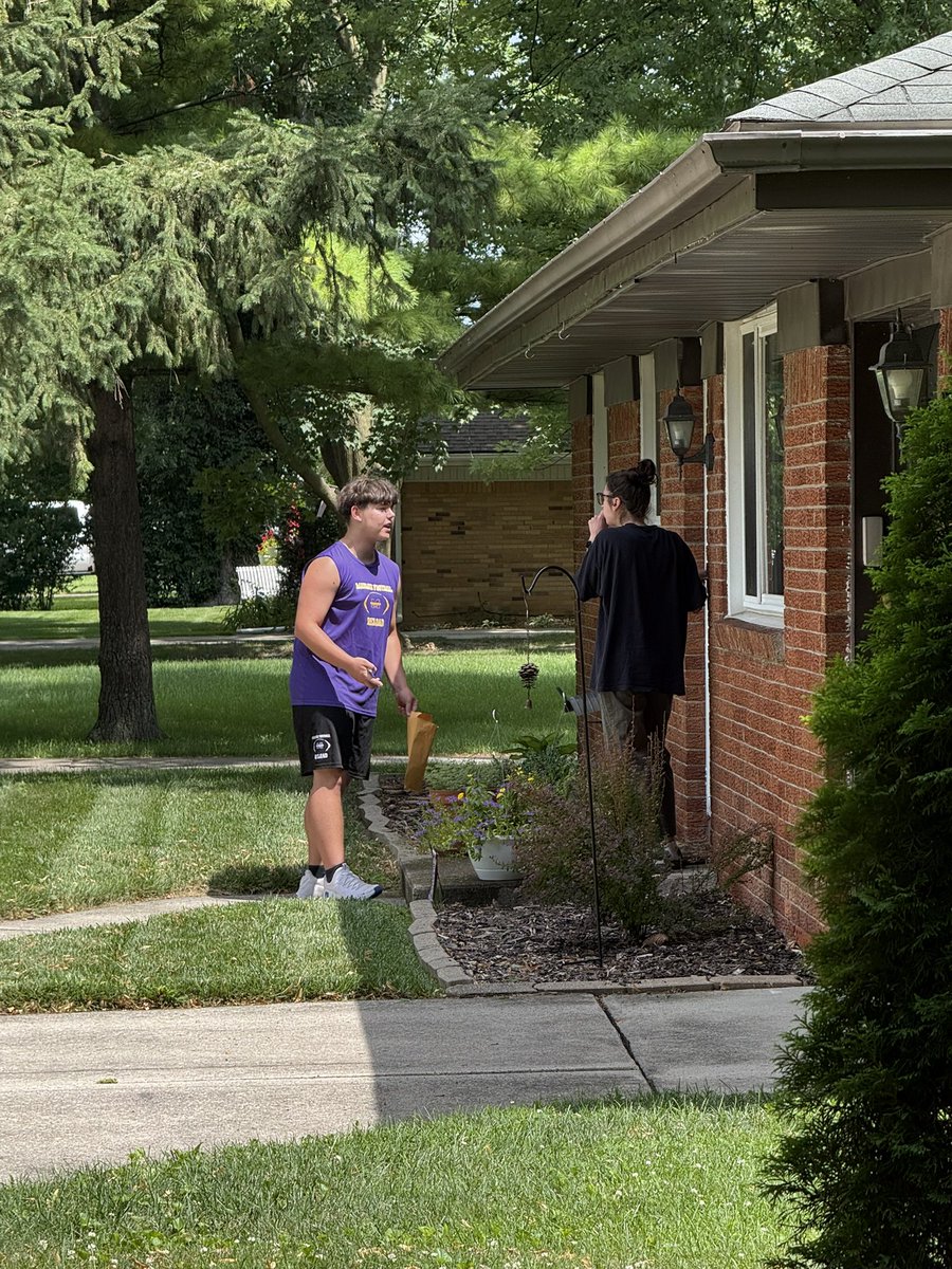 Today was our Annual Discount Card Blitz Day, and our 9th–12th grade players hit the streets of Maumee to sell our fundraiser cards!

We’re proud to say the day was a huge success and it wouldn’t be possible without the incredible support from our Maumee community. We are truly