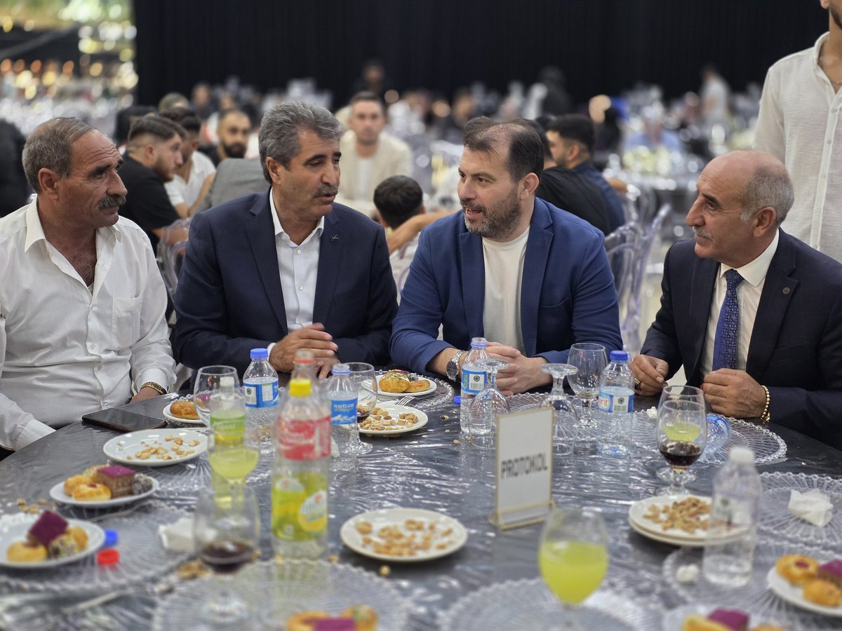 serefcolak's tweet photo. İlçe Yönetim Kurulu Üyemiz Memduh Çoban’ın yeğeni İbrahim ve Elisa çiftinin dü��ününe katıldık.
Genç çiftimize bir ömür boyu mutluluk diliyor, ailelerini tebrik ediyorum. https://t.co/NPpbSzC0xc