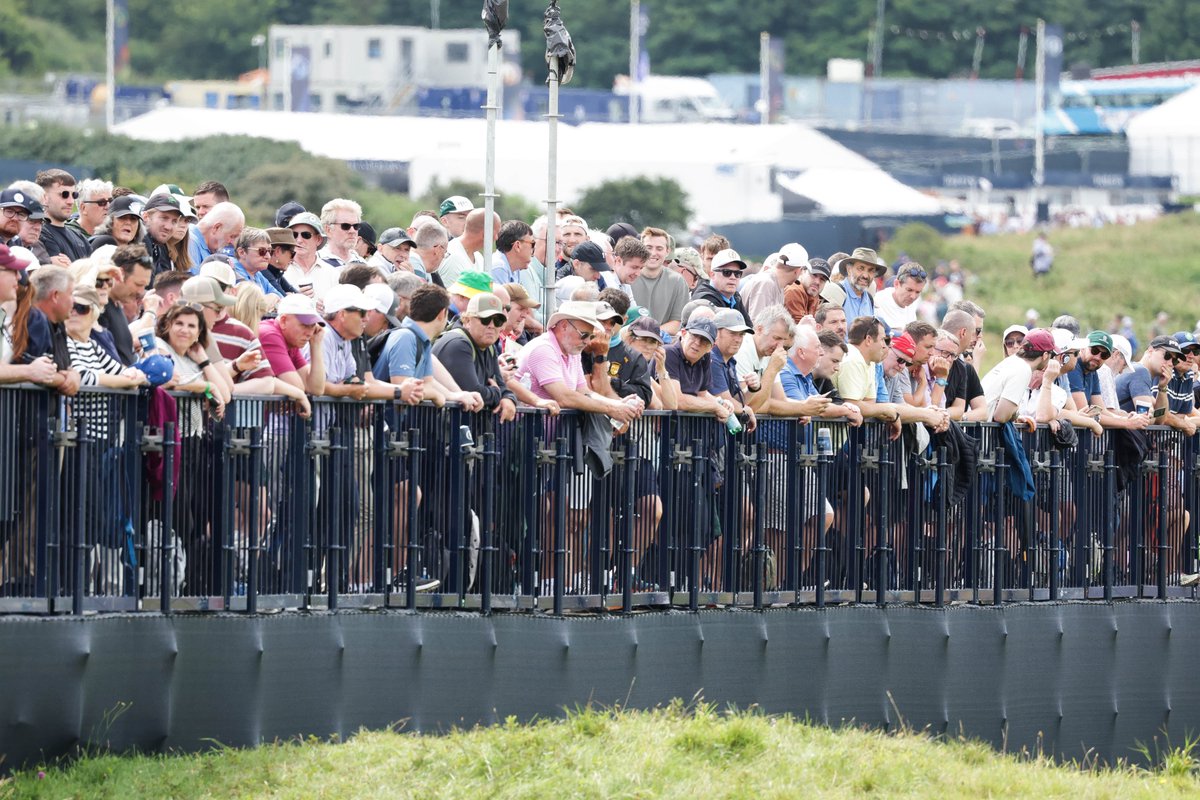 NITouristBoard's tweet image. Day three of The 153rd Open is complete – and heading into the final round, World Number One Scottie Scheffler is in the lead. It was a brilliant day with birdies and eagles galore, The Championship's first hole-in-one & glorious sunshine. The North Coast has never looked better