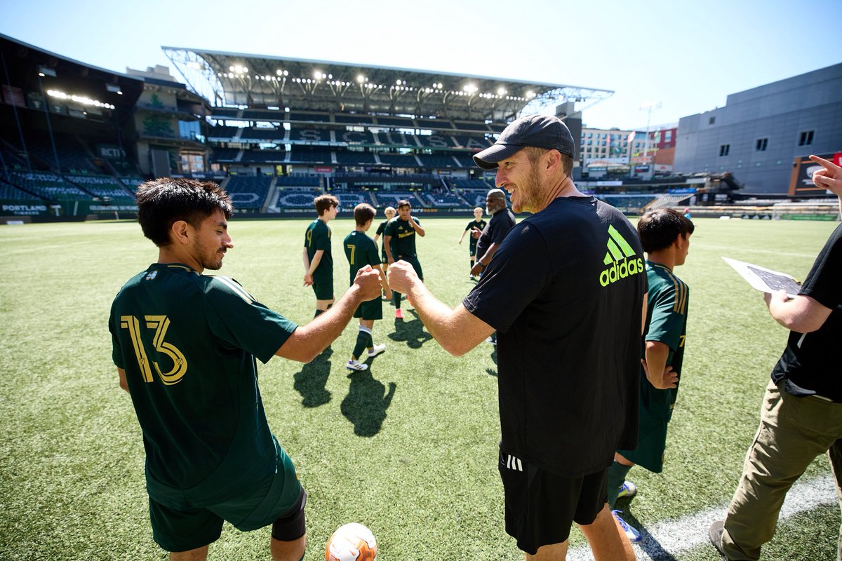 Stand Together tweet media