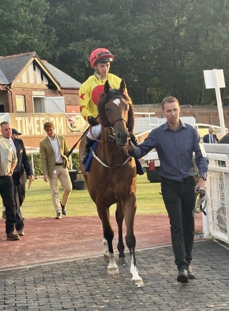 Tim Easterby Reality Partners (@tde_syndicates) on Twitter photo It was another good run by Kitsune Power to finish 3rd 🥉at Pontefract last night, under David Allan. #TimEasterby #RealityPartners It was another good run by Kitsune Power to finish 3rd 🥉at Pontefract last night, under David Allan. #TimEasterby #RealityPartners