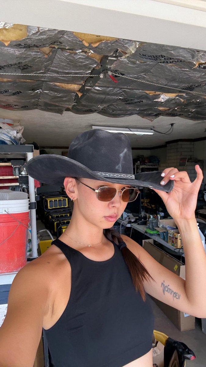 gracewas_here's tweet image. gm &amp;amp; yeehaw 🤠