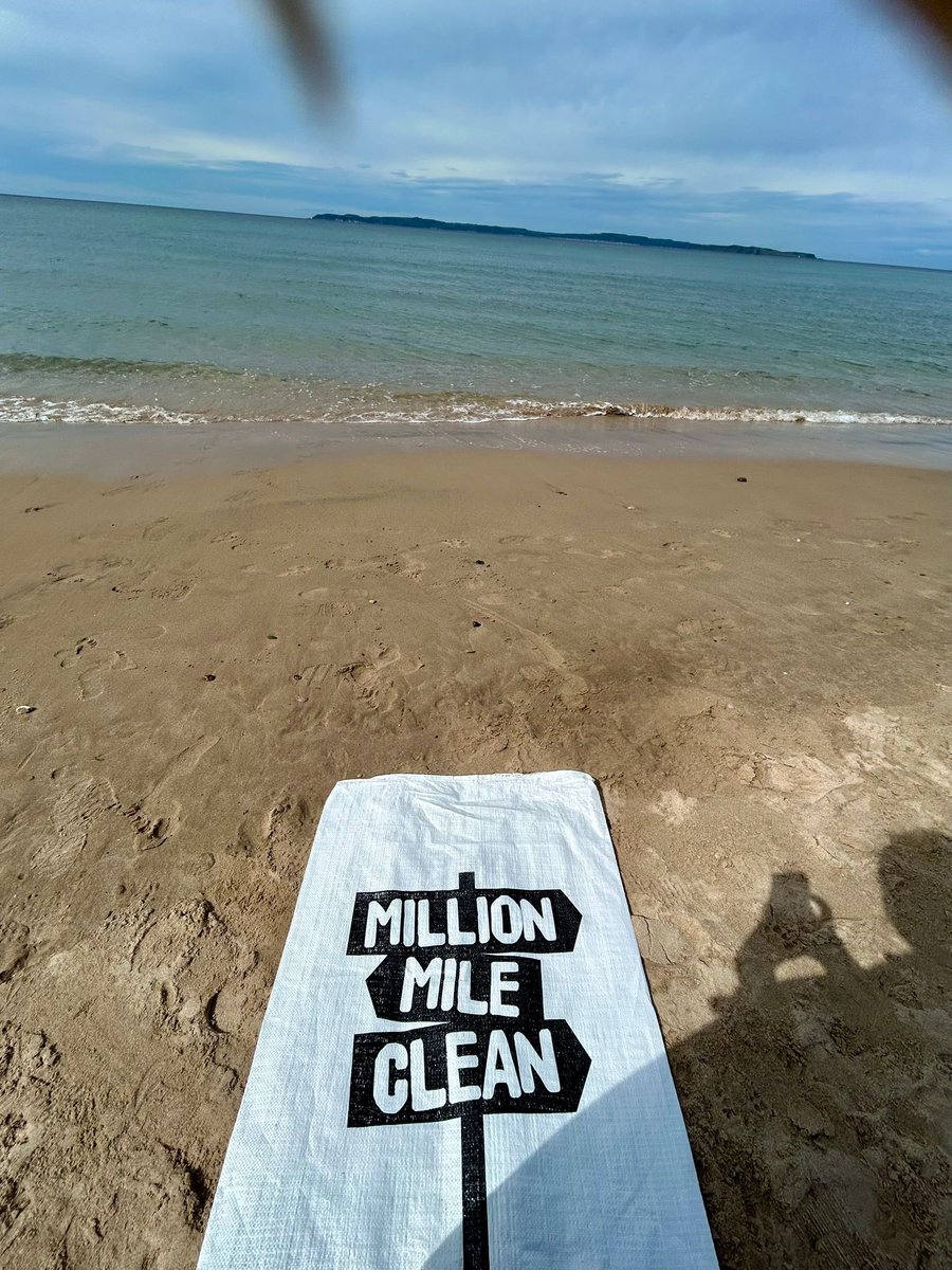 ProgPoliticsNI's tweet image. Pics from today’s People vs Plastic protest at Ballycastle Beach