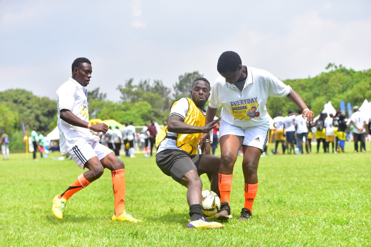 RotaryKiwatule's tweet image. #Rotary5Aside in action
What an amazing day it was. Congratulations to the winners and everyone who took part in making the 9th edition a success, Thank you.
#Rckiwatule #RotaryEyamba