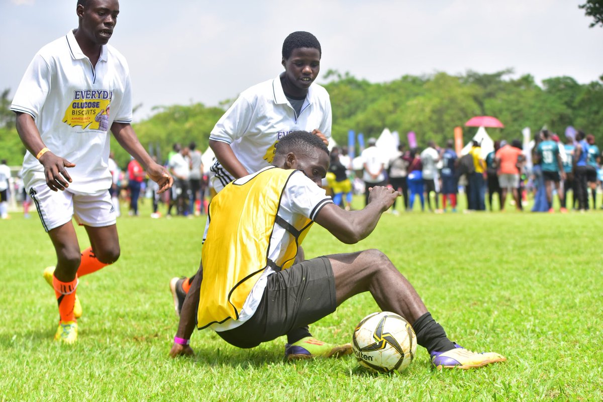RotaryKiwatule's tweet image. #Rotary5Aside in action
What an amazing day it was. Congratulations to the winners and everyone who took part in making the 9th edition a success, Thank you.
#Rckiwatule #RotaryEyamba