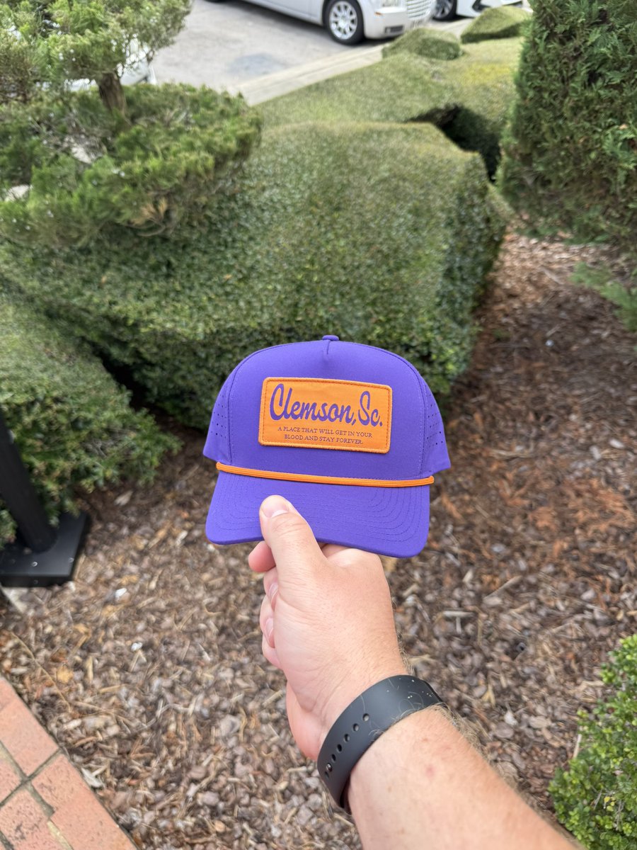 Drippy_Tiger69's tweet image. New pickup, shoutout @adamdropsbombs