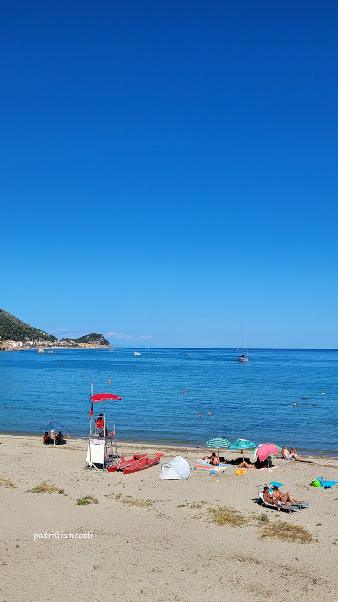 Buon fine settimana 🩵

☀️🌊🏖