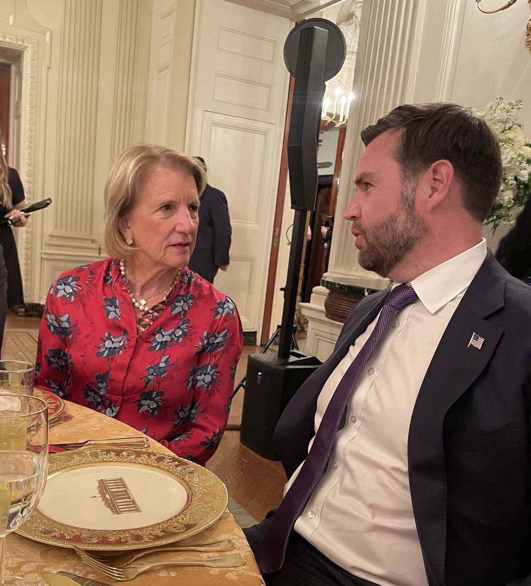 SenCapito's tweet image. Great dinner last night with @POTUS, @VP, and some of my @SenateGOP colleagues celebrating the passage of the Big Beautiful Bill. This is a major win for American families and the future of our country. 🇺🇸