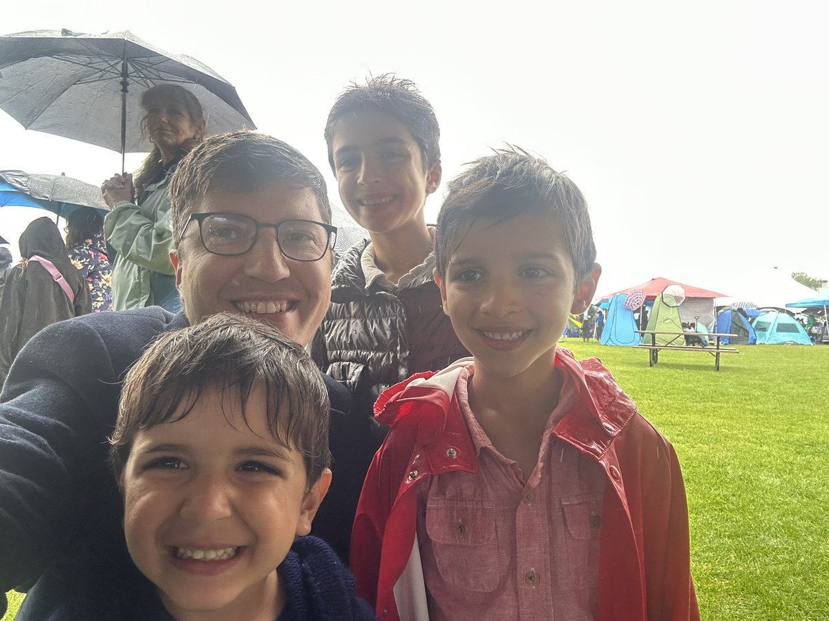 GarnettGenuis's tweet image. A little rain couldn’t dampen the spirit at Sherwood Park’s annual Highland Gathering.