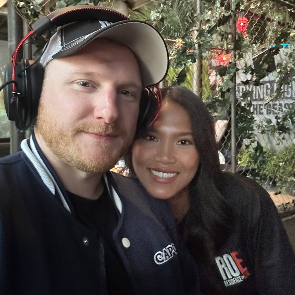 RESIDENCE of EVIL (@roenetwork) on Twitter photo Had an awesome time at the DYING LIGHT: THE BEAST preview event in LA! Huge thanks to <a href="/TechlandGames/">Techland</a> for the invite. Full thoughts coming soon on <a href="/ROEnetwork/">RESIDENCE of EVIL</a>! 🧟♂️
#TheBeastPreview <a href="/DyingLightGame/">Dying Light</a> Had an awesome time at the DYING LIGHT: THE BEAST preview event in LA! Huge thanks to <a href="/TechlandGames/">Techland</a> for the invite. Full thoughts coming soon on <a href="/ROEnetwork/">RESIDENCE of EVIL</a>! 🧟♂️
#TheBeastPreview <a href="/DyingLightGame/">Dying Light</a>
