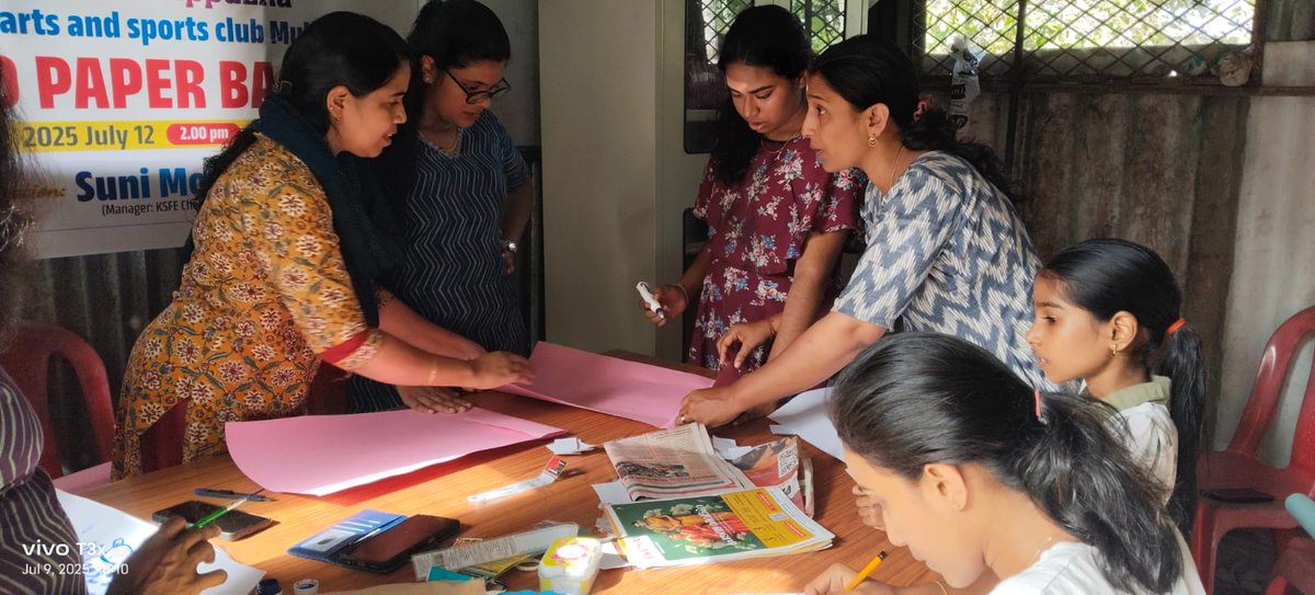 mybalappuzha's tweet image. World Paper Bag Day observed by Challengers Arts and Sports Club, Muhamma. 

#MYBharat #ViksitBharat2047 #PaperBagDay
