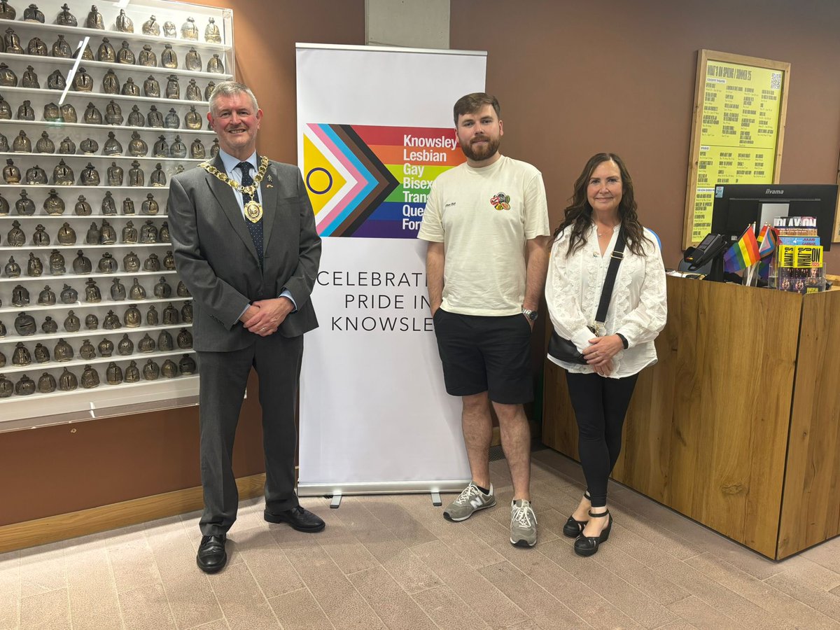 KAITAYLOR's tweet image. A huge thank you to the folks @SahirHouse for organising the first ever pride event in Prescot! Really positive and creative event held in the wonderful Shakespeare Theatre.
